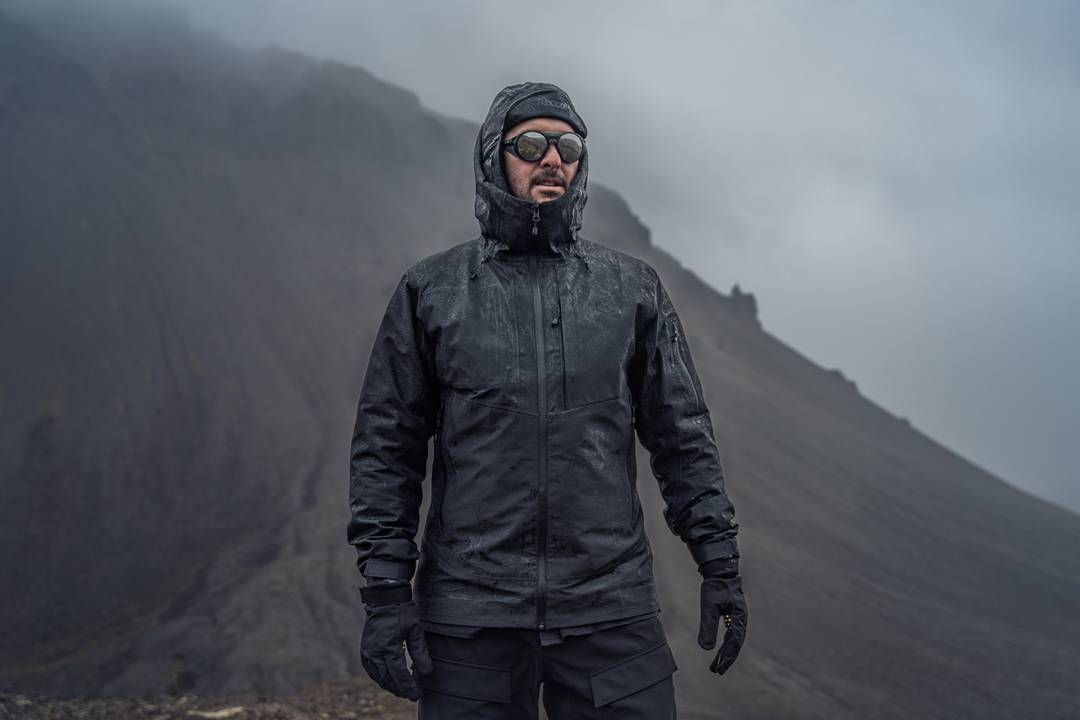 La Everything Proof Jacket di Graphene-X