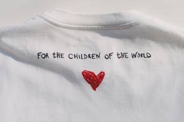 Jil Sander launches charity T-shirt to support children in need