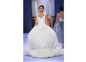 Ульяна Сергеенко: халаты haute couture