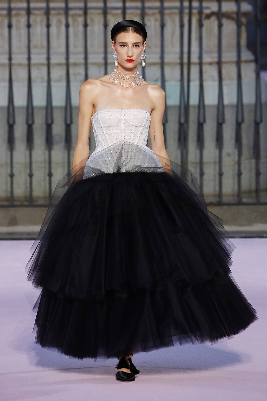 Carolina Herrera, presentazione in Plaza Mayor a Madrid della collezione Primavera/Estate 2026.