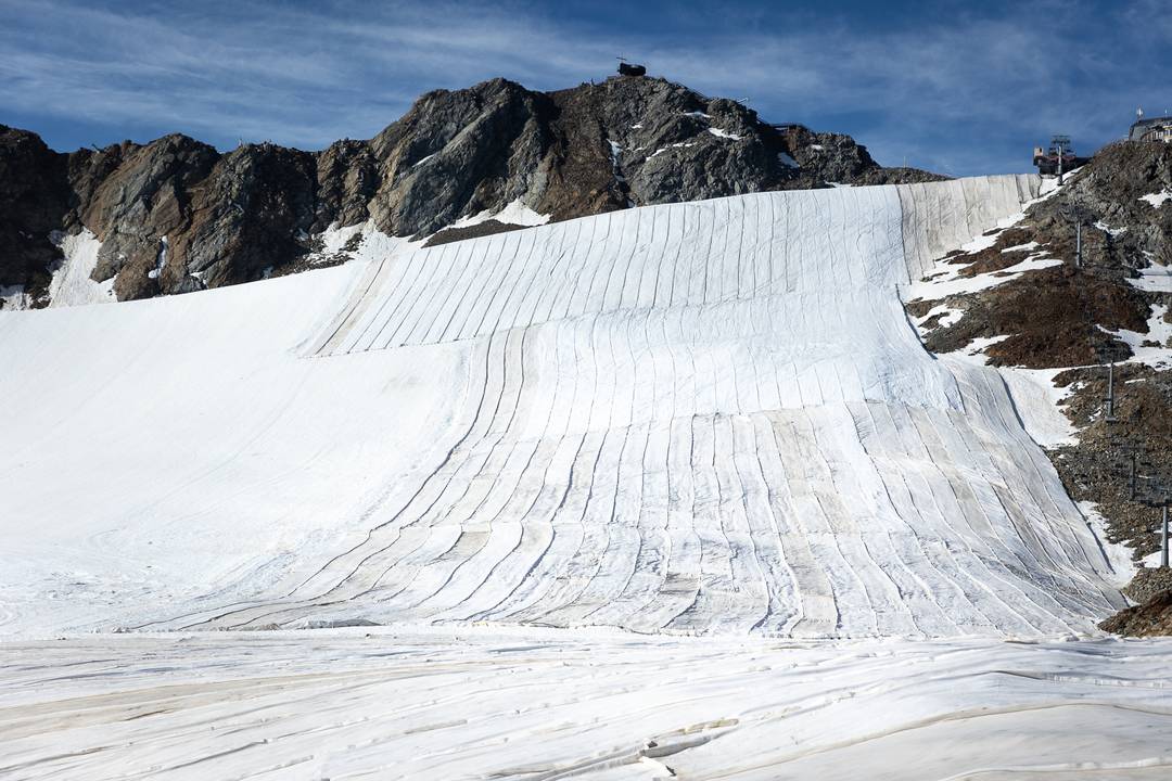 Mini Takes Care è il progetto per la conservazione della neve con geotessili innovativi