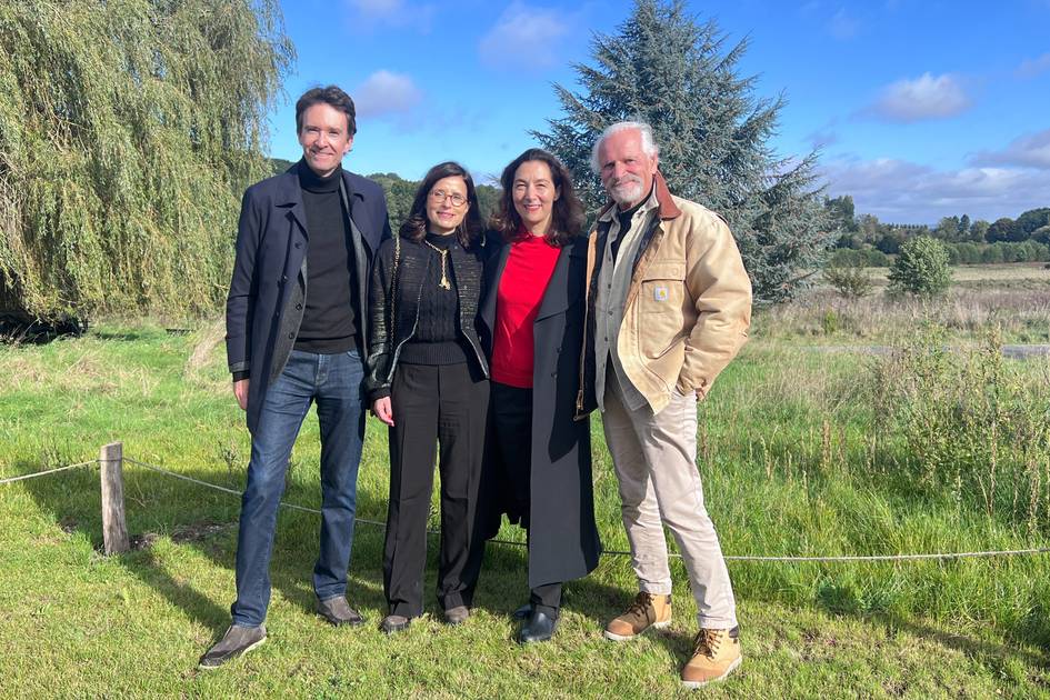 Mécénat : LVMH se rapproche de Yann Arthus-Bertrand pour former son ...