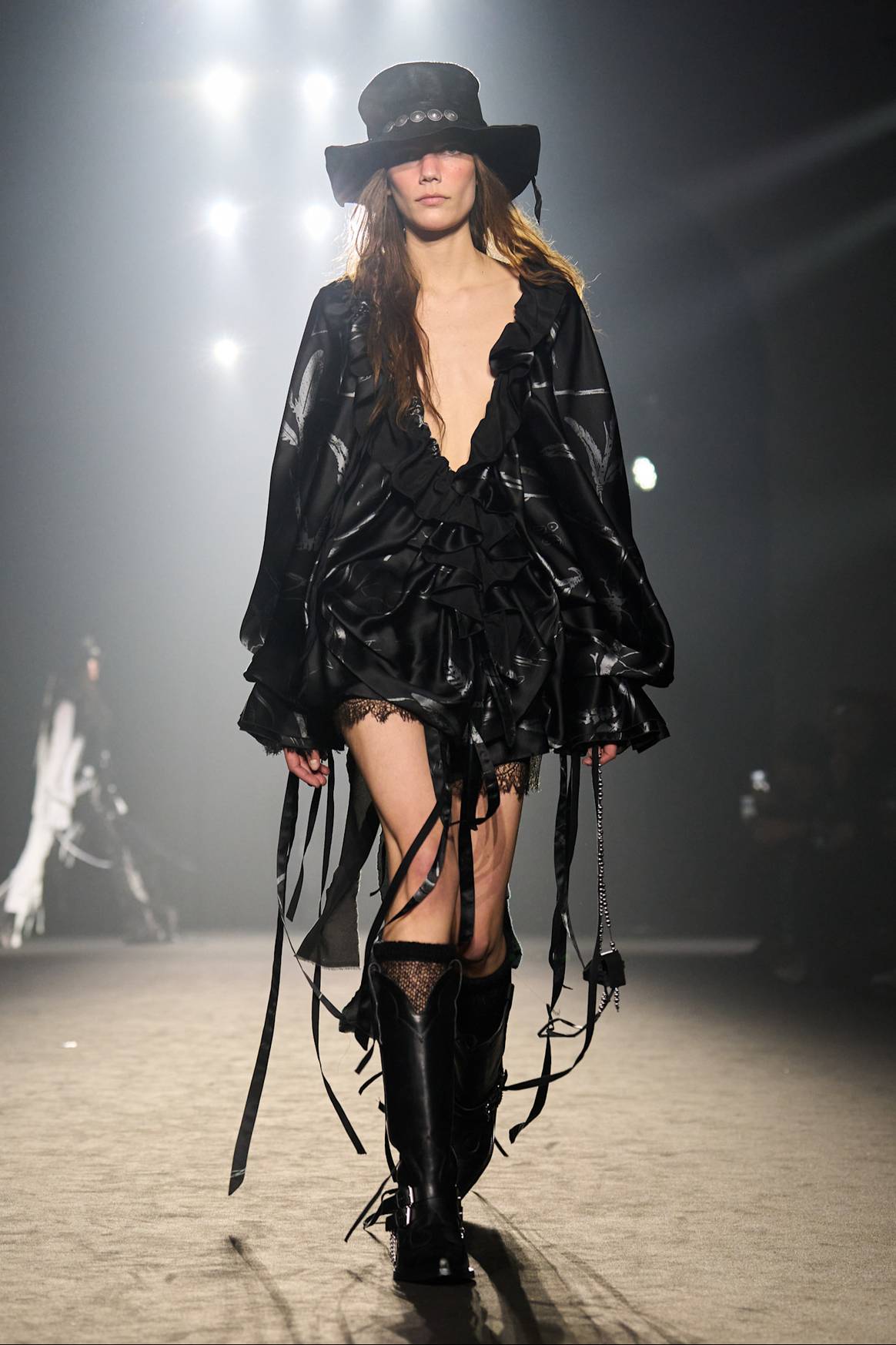 Ann Demeulemeester Fall Winter 2025, Ready to Wear.