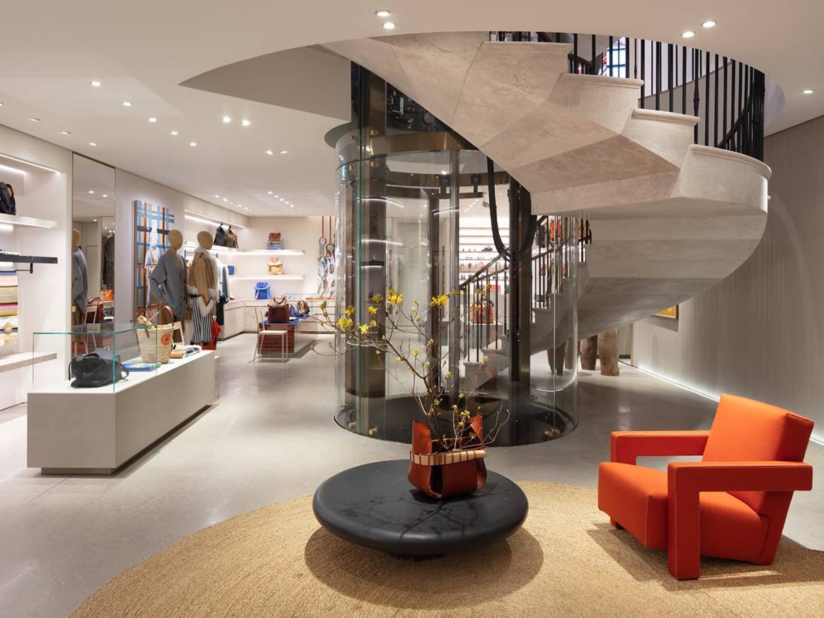 Loewe inaugura flagship en Londres