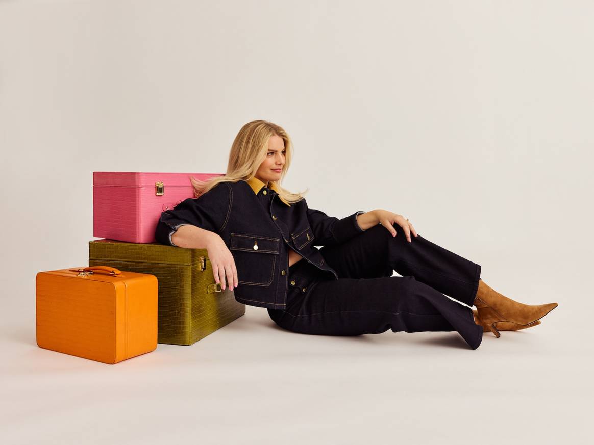 ABOUT YOU und Angelika Kirsch lancieren erste Kollektion der neuen Curvy-Marke RYC by Angelina Kirsch.