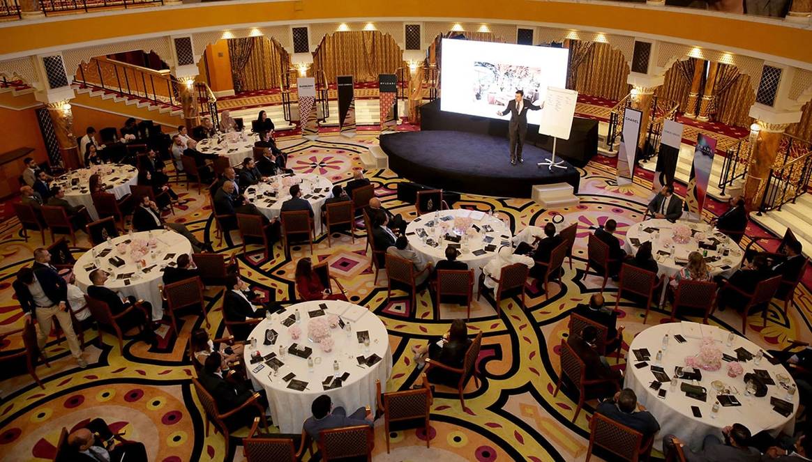 Bewerben im Modehandel: Diese Qualitäten sollten Kandidaten mitbringen