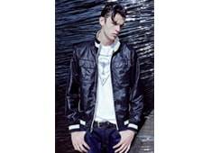 Guess repite con DJ Tiësto