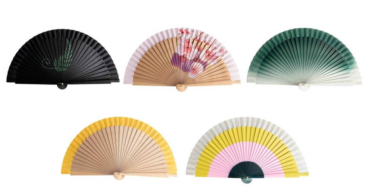 Fern Fans y & Other Stories crean una exclusiva colección de abanicos