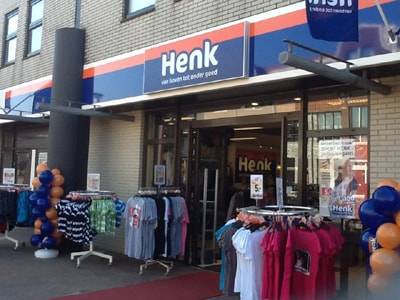 Henk ten Hoor sluit alle winkels