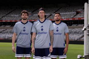  Adidas e Cruzeiro lançam camisa especial homenageando goleiros históricos do clube 