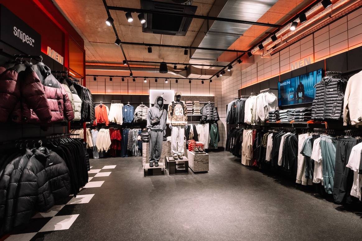 Blick in die neue Hamburger Filiale von Snipes