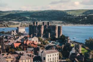 Wales to cautiously scrap covid measures