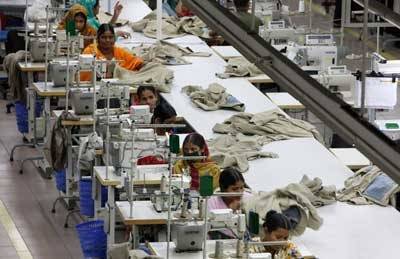 Factory collapse highlights unregulated industry