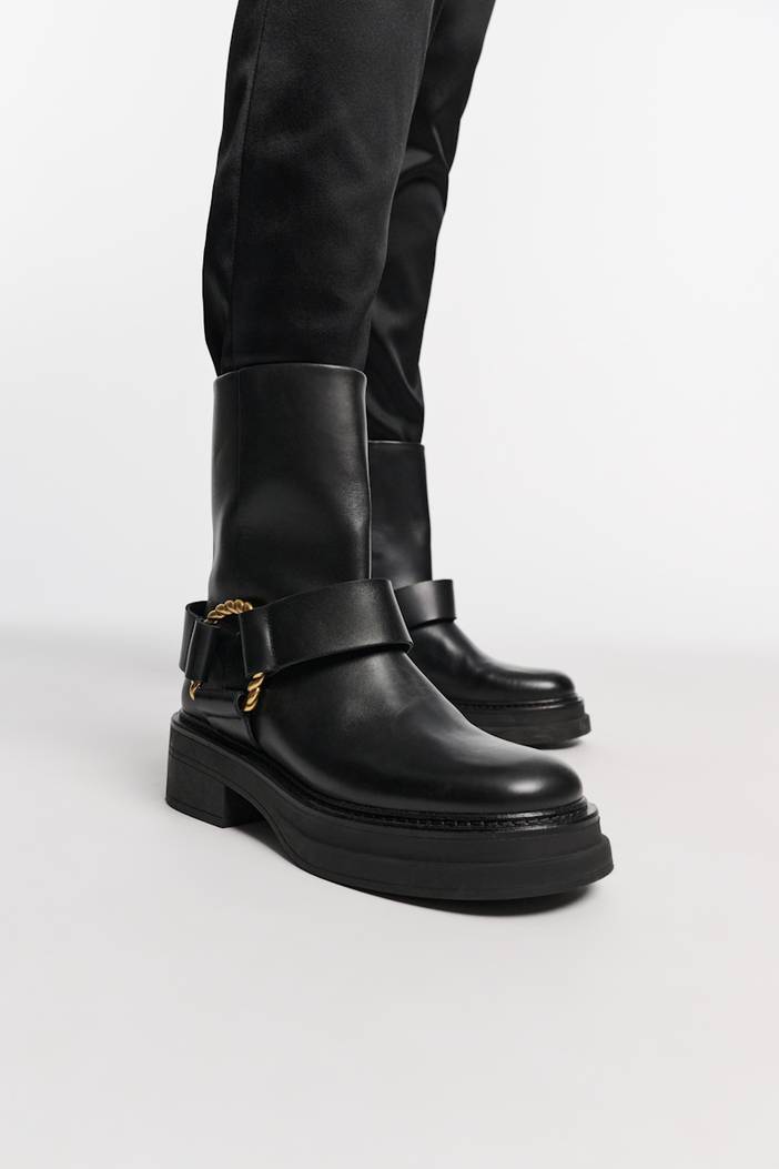 Short biker boots with twisted D-ring detail | dorothee schumacher