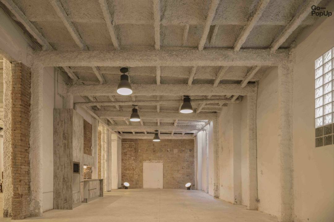 Ruimte in een modernistisch gebouw in Barcelona, beschikbaar via Go-PopUp.