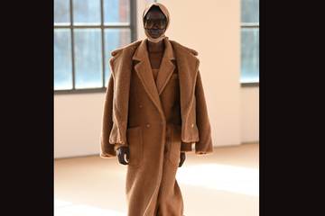 Video: Max Mara Herbst/Winter 2021/2022