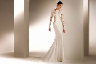 Pronovias presents the new Atelier Pronovias ‘Premiere’ collection