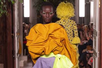 Valentino to stage couture show in Beijing