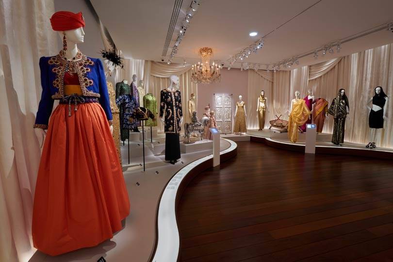The dreamed Asia of Yves Saint Laurent: when imagination and reality become one