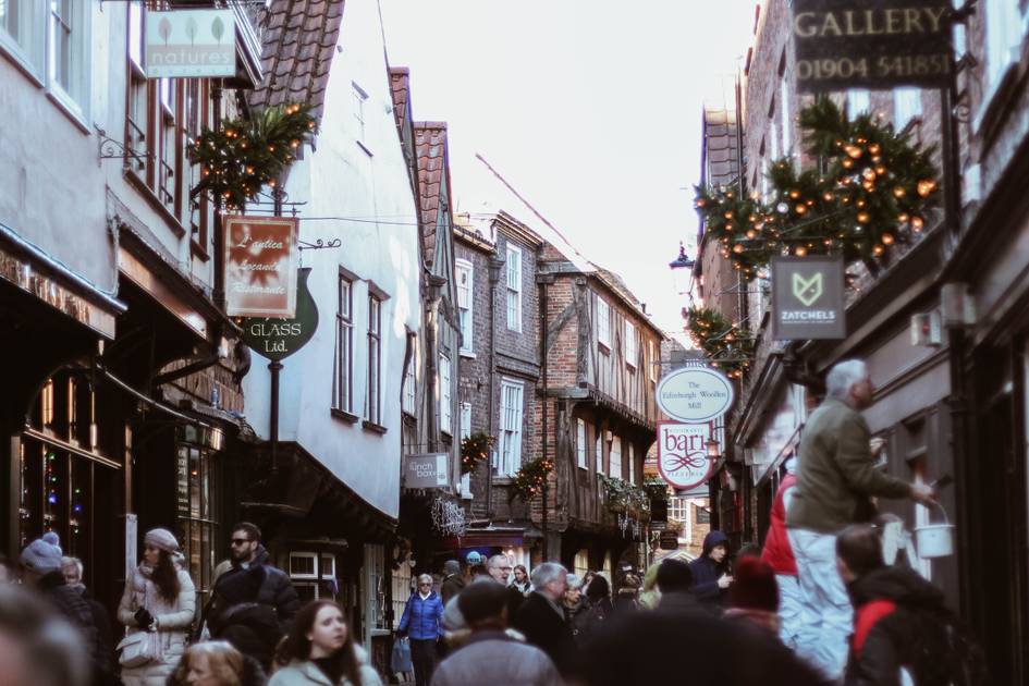 Boxing Day footfall takes hit as retailers stay closed