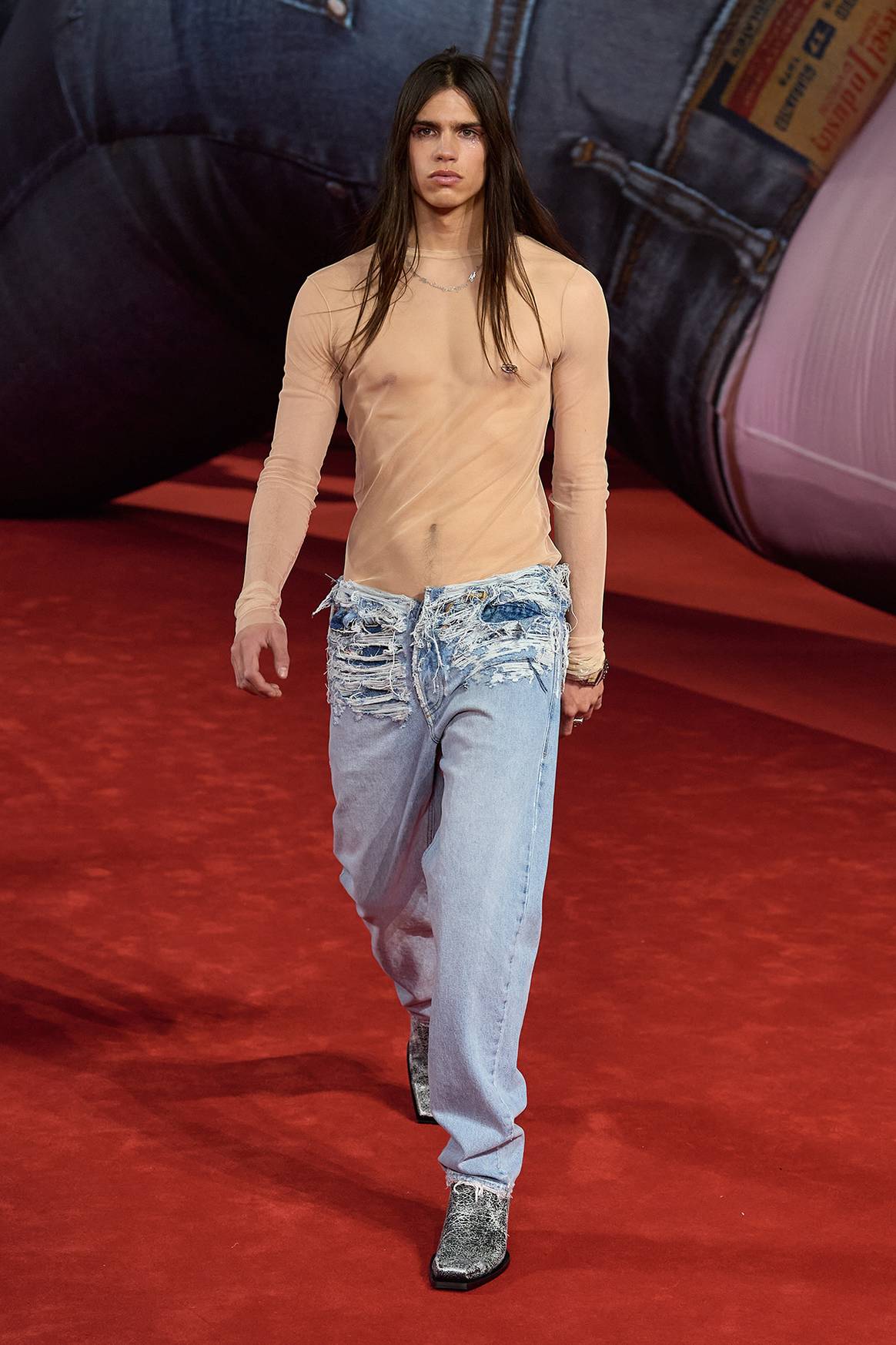 Diesel FW22