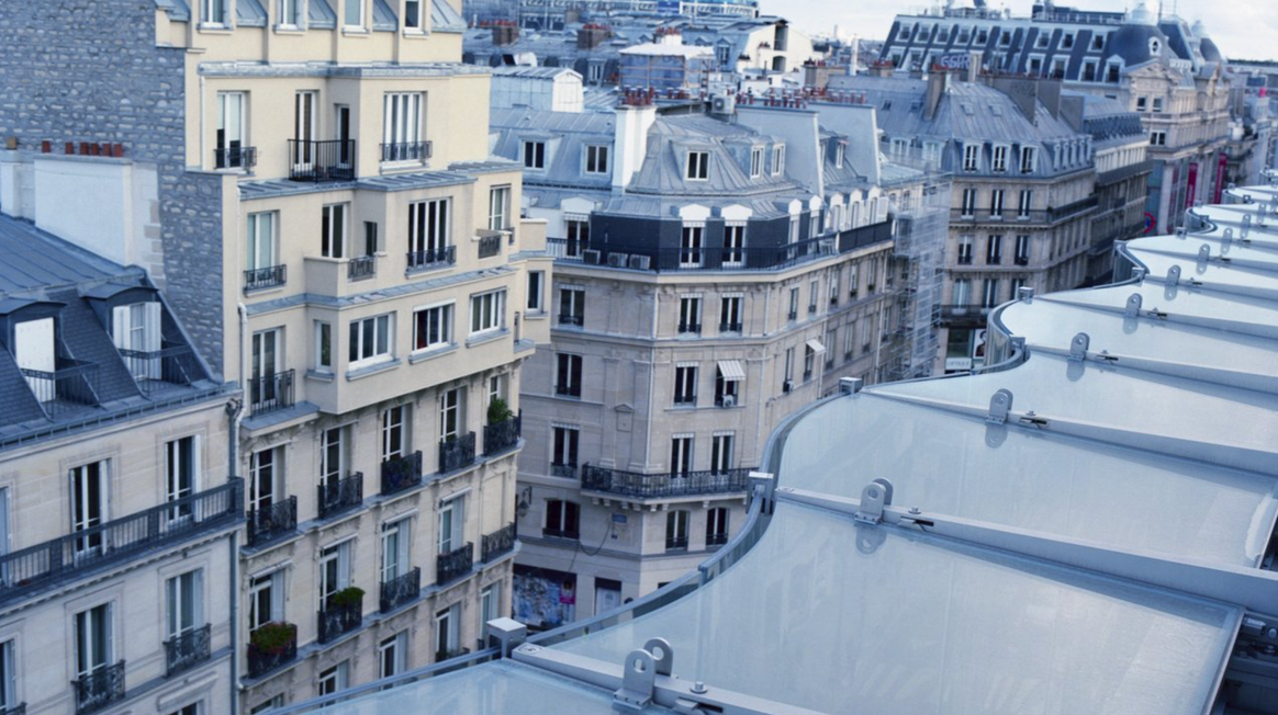 Façade Sanaa rue de Rivoli