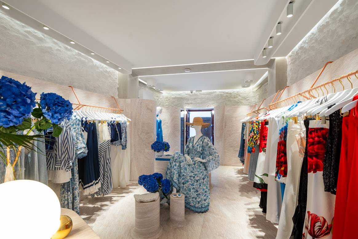 Alice + Olivia store in Mykonos