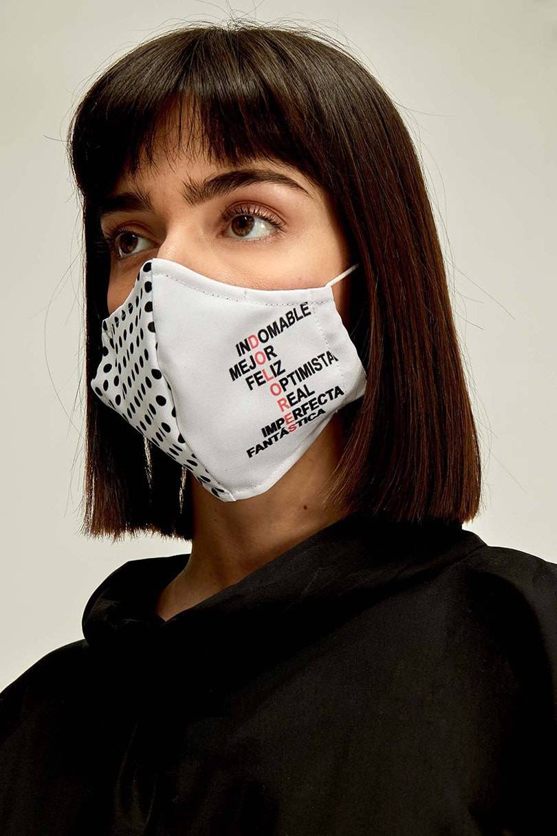Dolores Promesas lanza una colección de mascarillas reutilizables