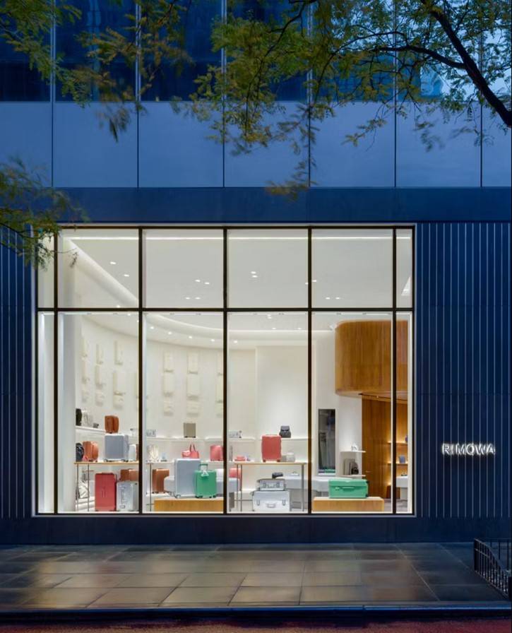 Façade de la nouvelle boutique Rimowa à New York