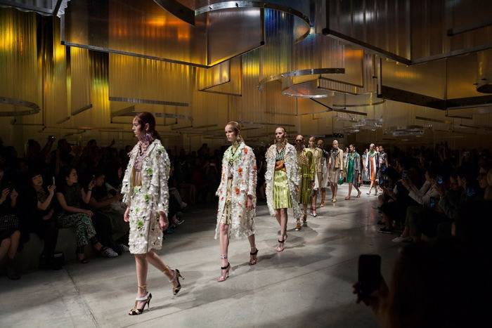 In Beeld: De beste Fashion Week decors