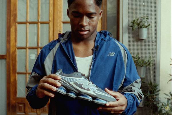 New Balance e Foot Locker presentano in esclusiva nuove colorazioni della ABZORB 2000 insieme a Endrick