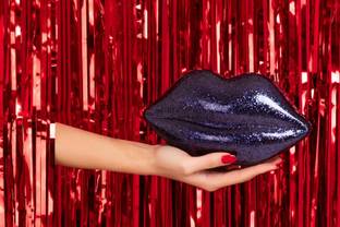 Lulu Guinness FY17 sales increase to 9.5 mn pounds