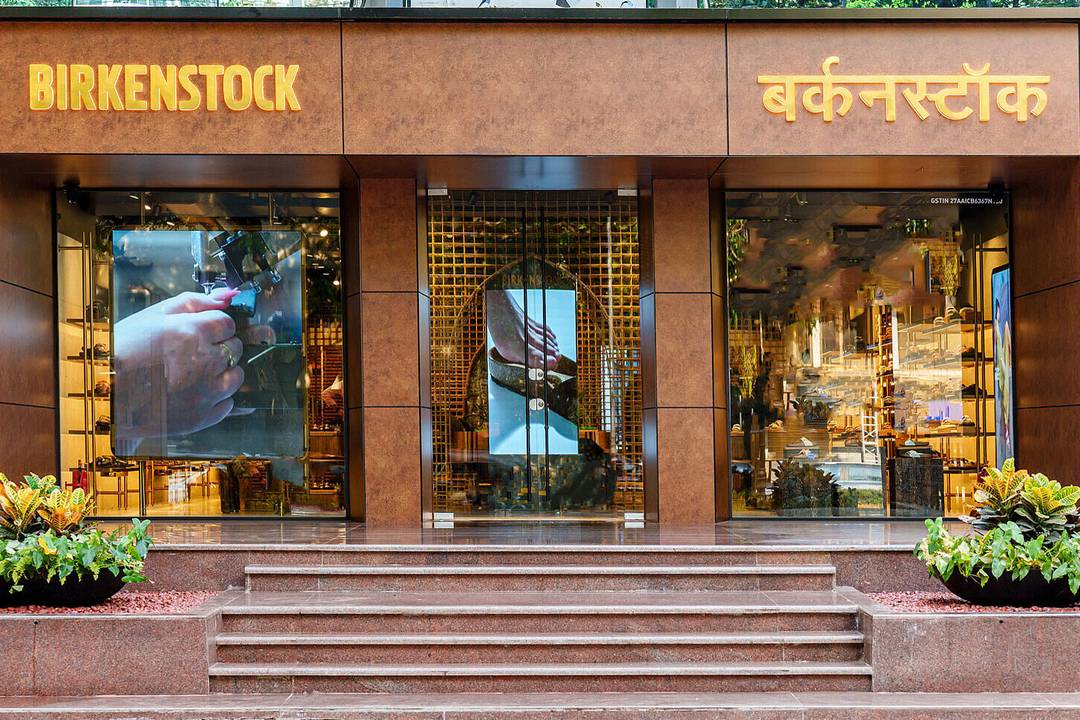 Birkenstock richt zich op uitbreiding in Azië en opent haar eerste flagshipstore in Mumbai.