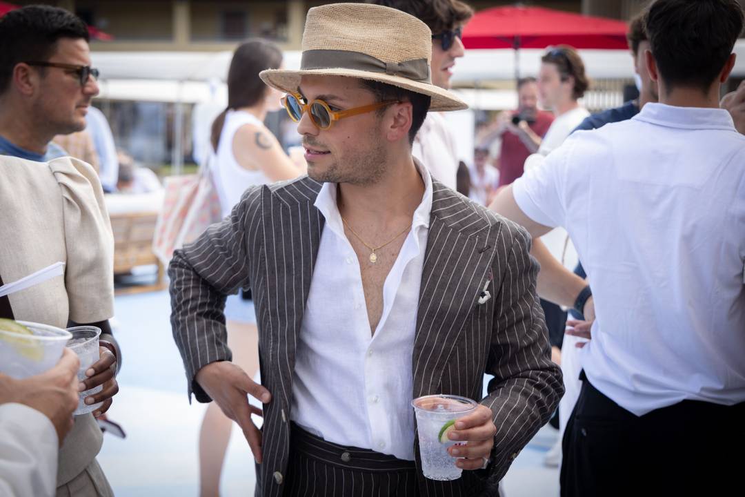 Besucher der Pitti Uomo bei einem der zahlreichen Events auf dem Messegelände
