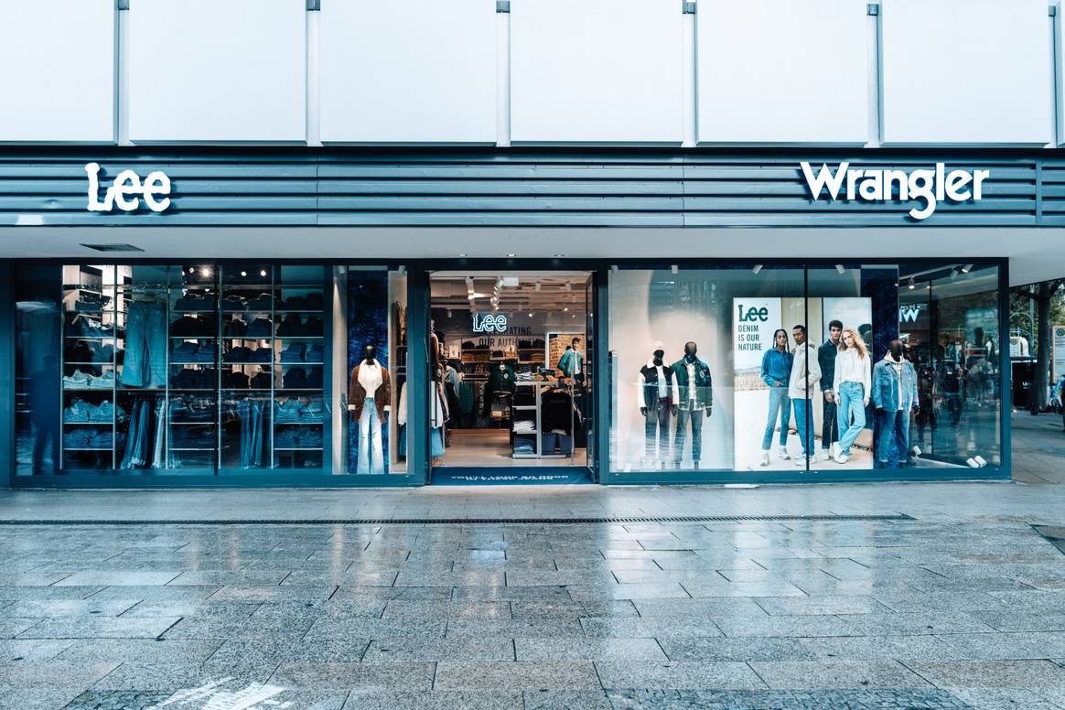 Lee and Wrangler open a joint denim store