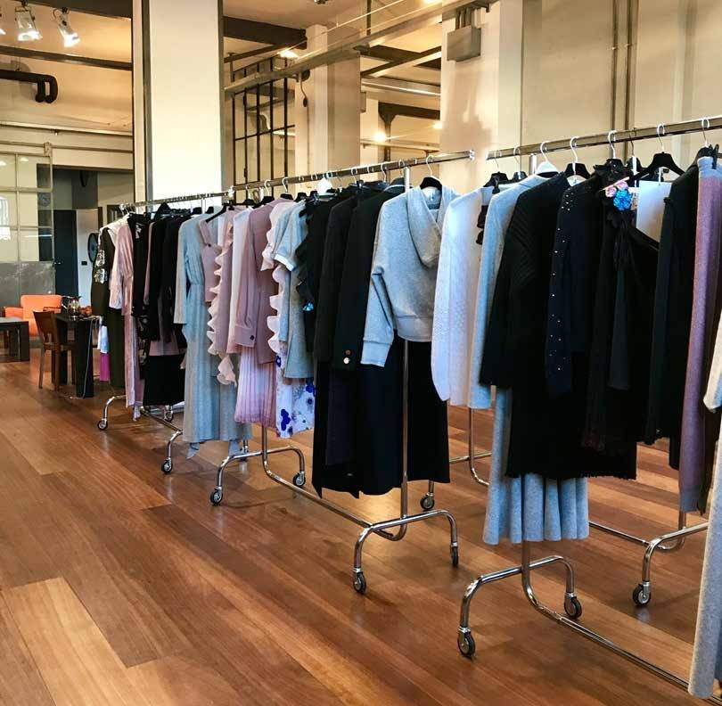 Свыше 100 владельцев бутиков из России посетили Showroom Moscow Russian Designers в Милане