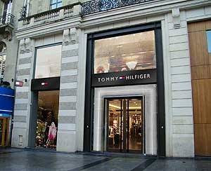Tommy Hilfiger abre en los Campos Elíseos