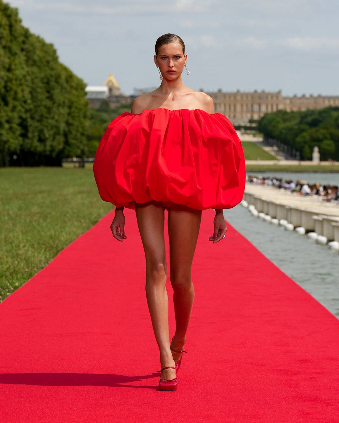 Credits: Jacquemus SS24 in Paris, Courtesy of Jacquemus