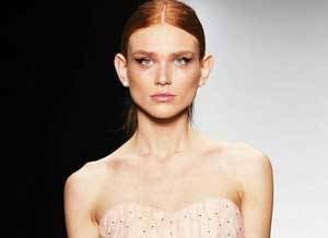 Bella Potemkina дебютировала на MBFW Russia