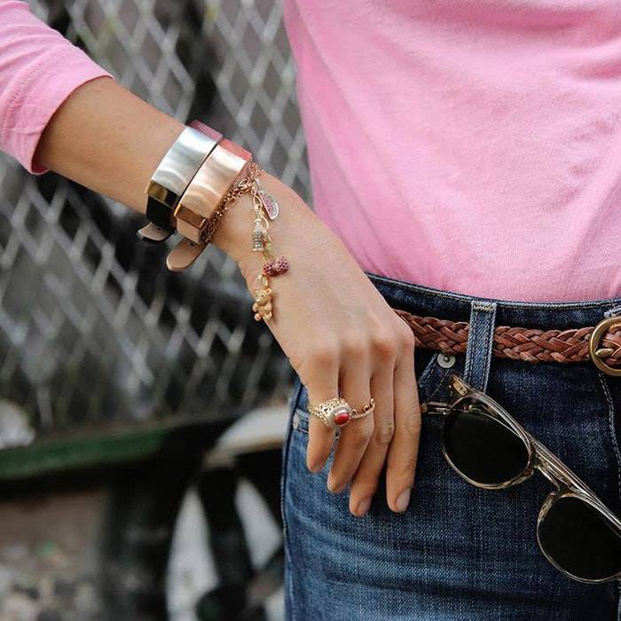 Brits embraced wearable tech in 2015 as sales boomed 118 percent