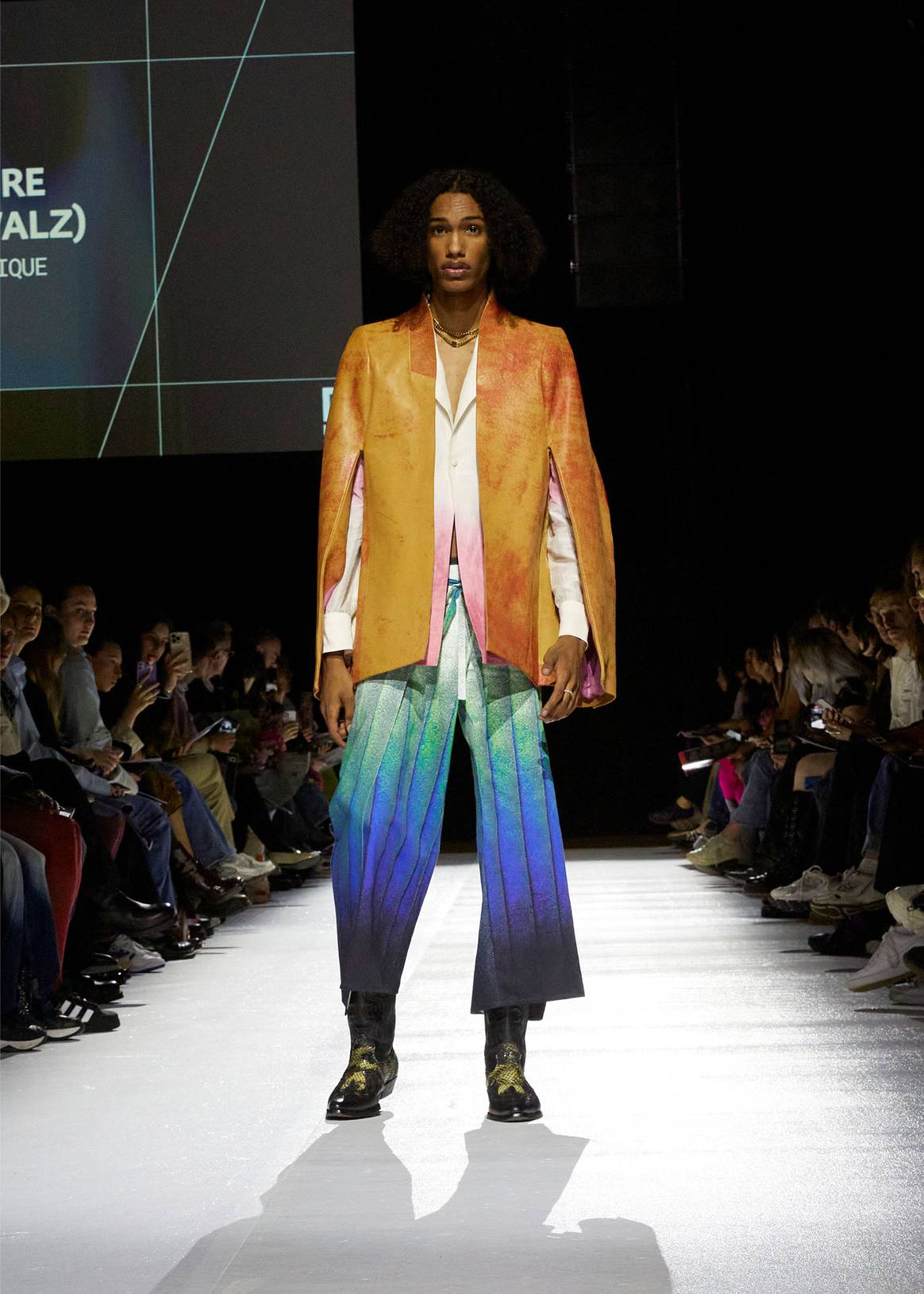 A look by Adrien Walz, LISAA Mode final fashion show 2024.