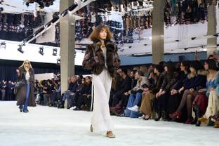   Tous en fourrure, pourvu qu'elle soit fausse 