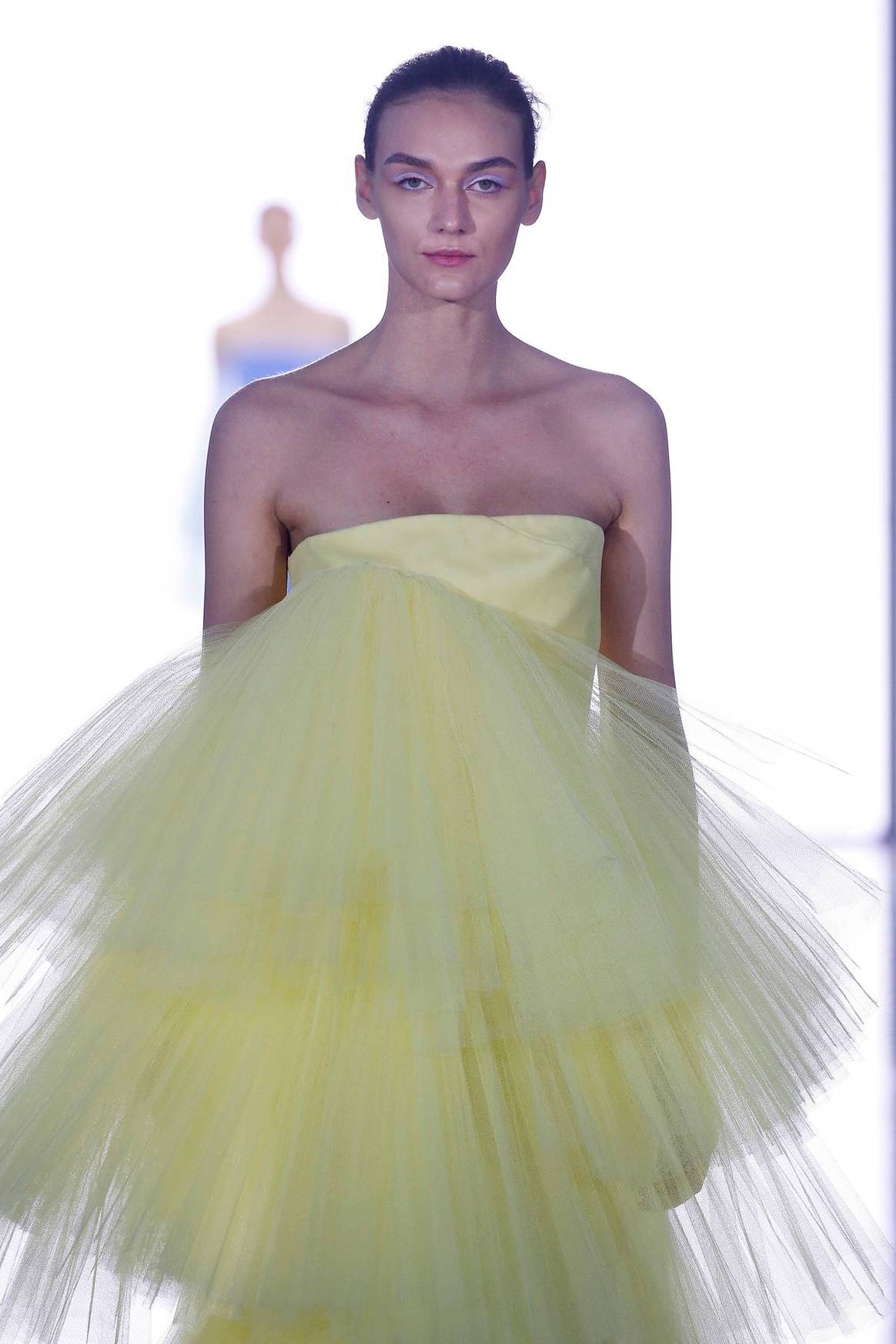 Zien: David Laport showt ‘Super Photosynthesis’ op Mercedez-Benz Fashion Week Ibiza