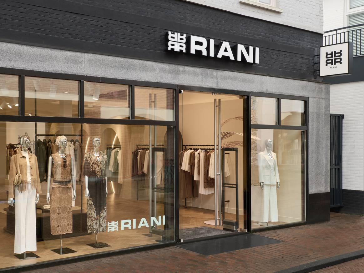 Riani in Laren.