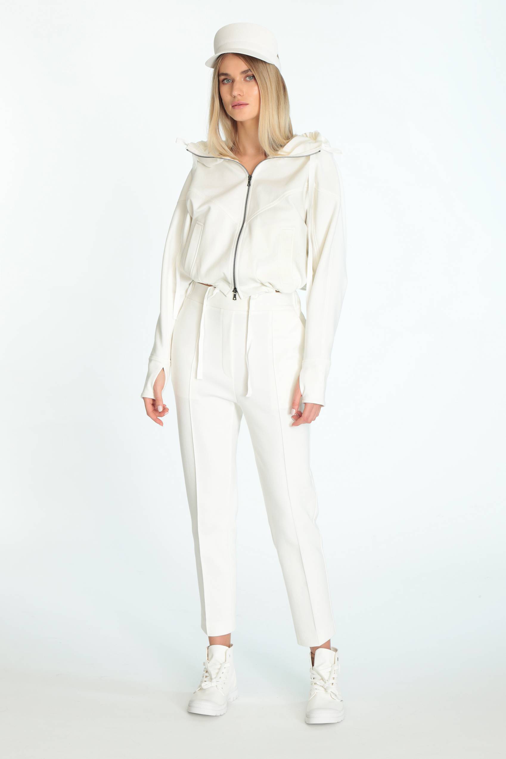 SS22