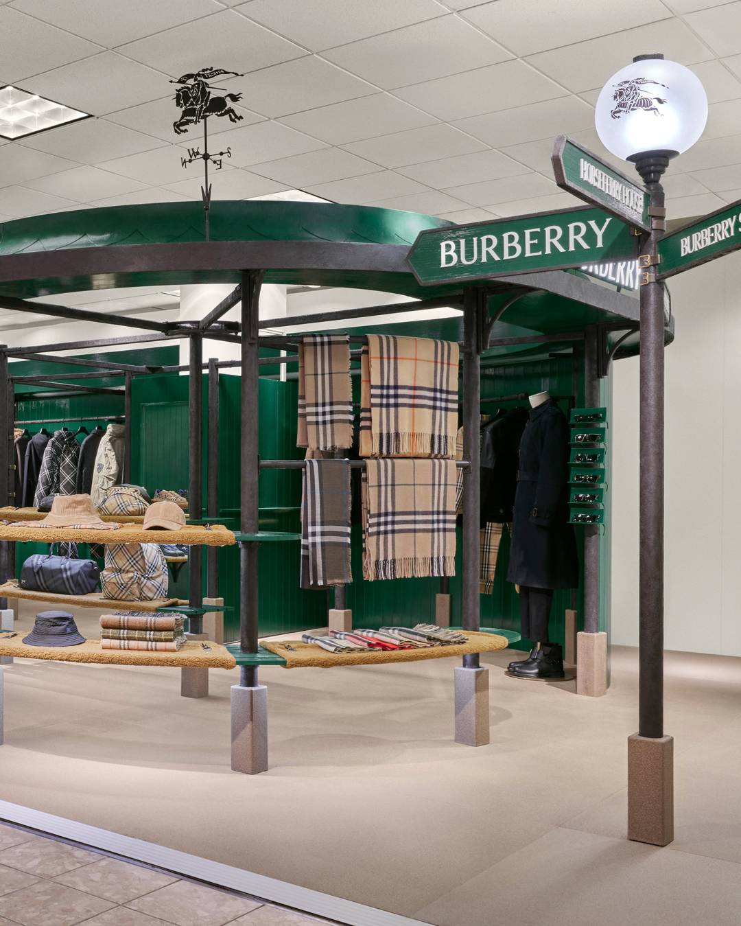 Burberry ‘It’s Always Burberry Weather’ Pop-Up Global Installations