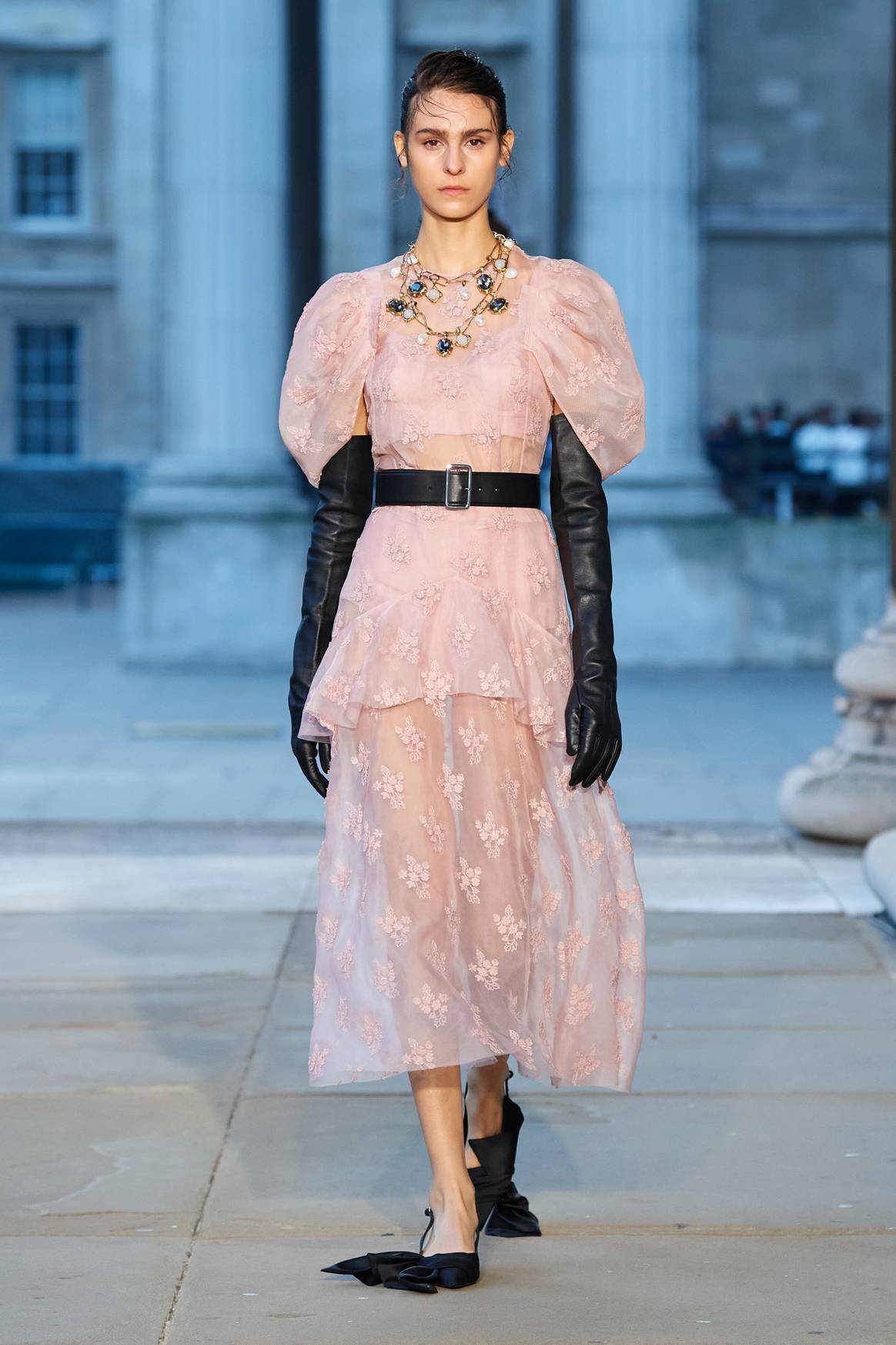 Erdem ss24/ look 10