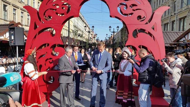 В Санкт-Петербурге открылась первая всероссийская ярмарка одежды