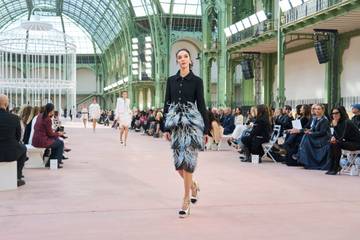 Chanel vuelve al Grand Palais para un desfile "enjaulado", antes de un nuevo director artístico