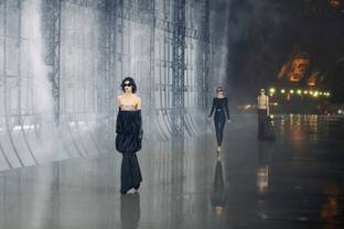 Vídeo: Colección SS22 de Saint Laurent